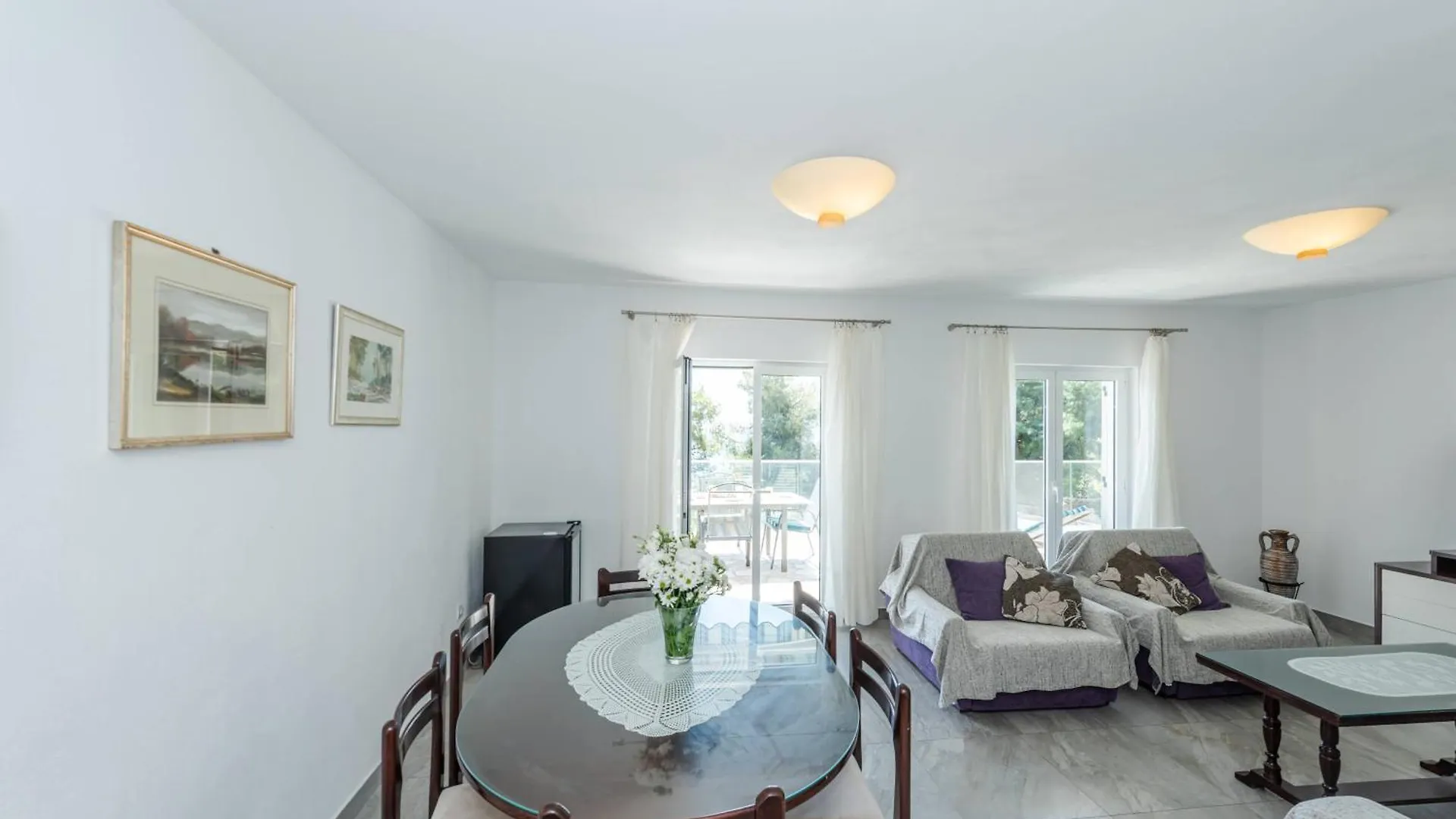 Villa Tolles Haus In Okrug Gornji Mit Eigenem Balkon Traù Casa vacanze
